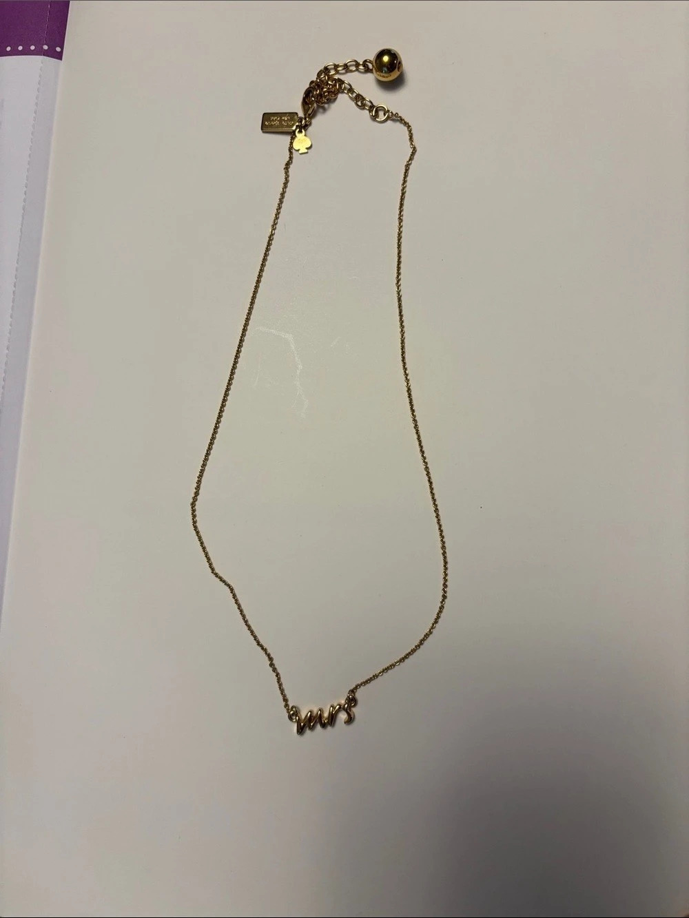 Kate Spade Gold-Tone Pendant Necklace Like New